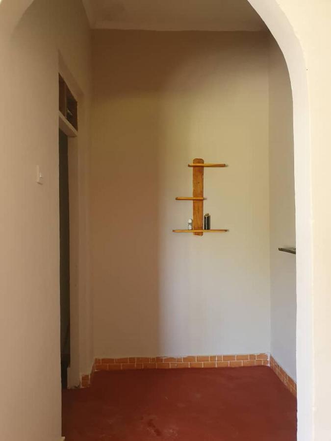 Bed and Breakfast Rasta House Килиндони Экстерьер фото
