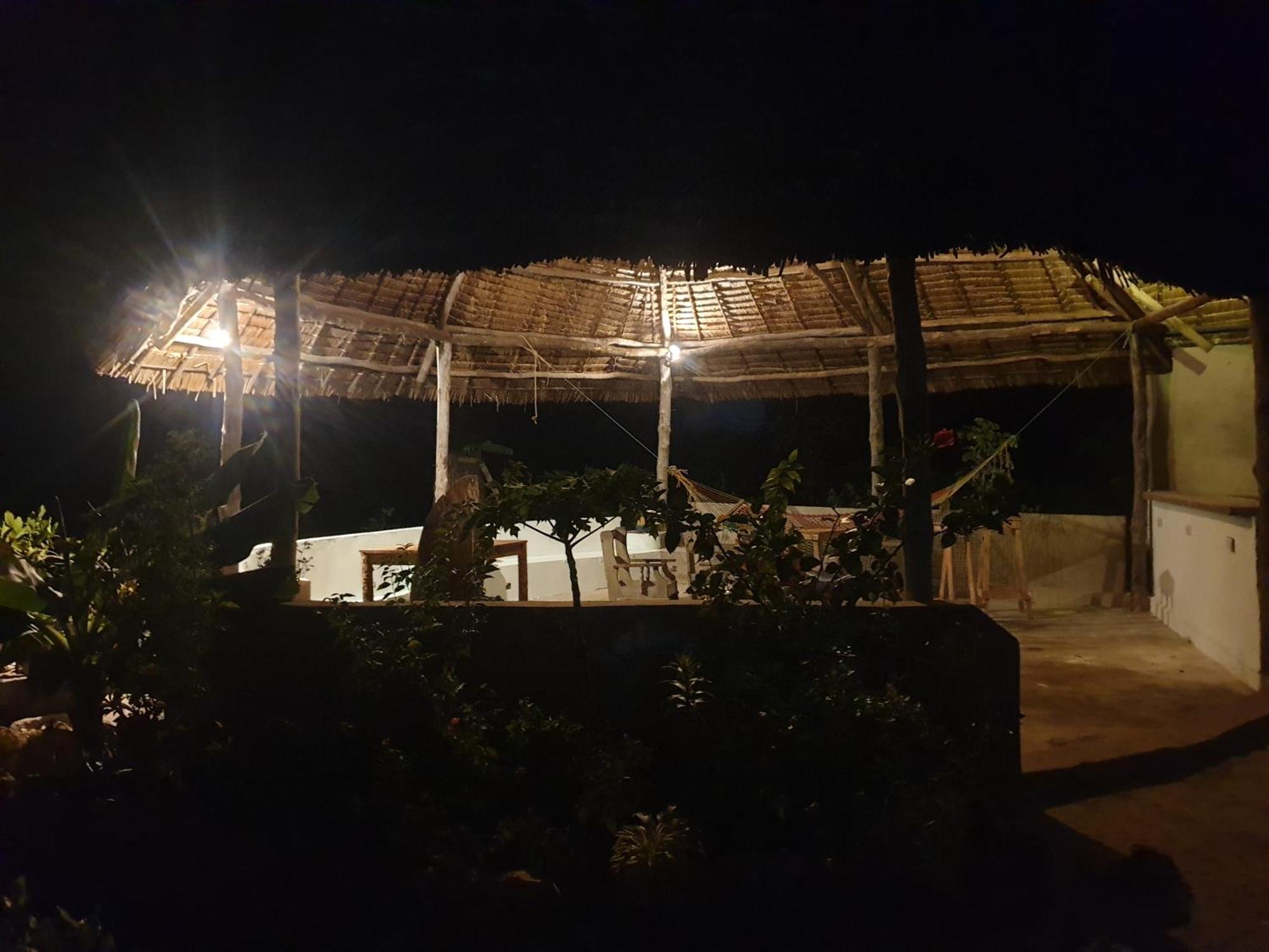 Bed and Breakfast Rasta House Килиндони Экстерьер фото