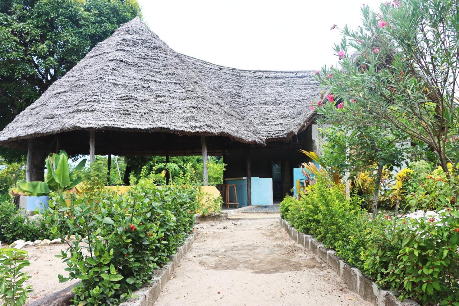 Bed and Breakfast Rasta House Килиндони Экстерьер фото