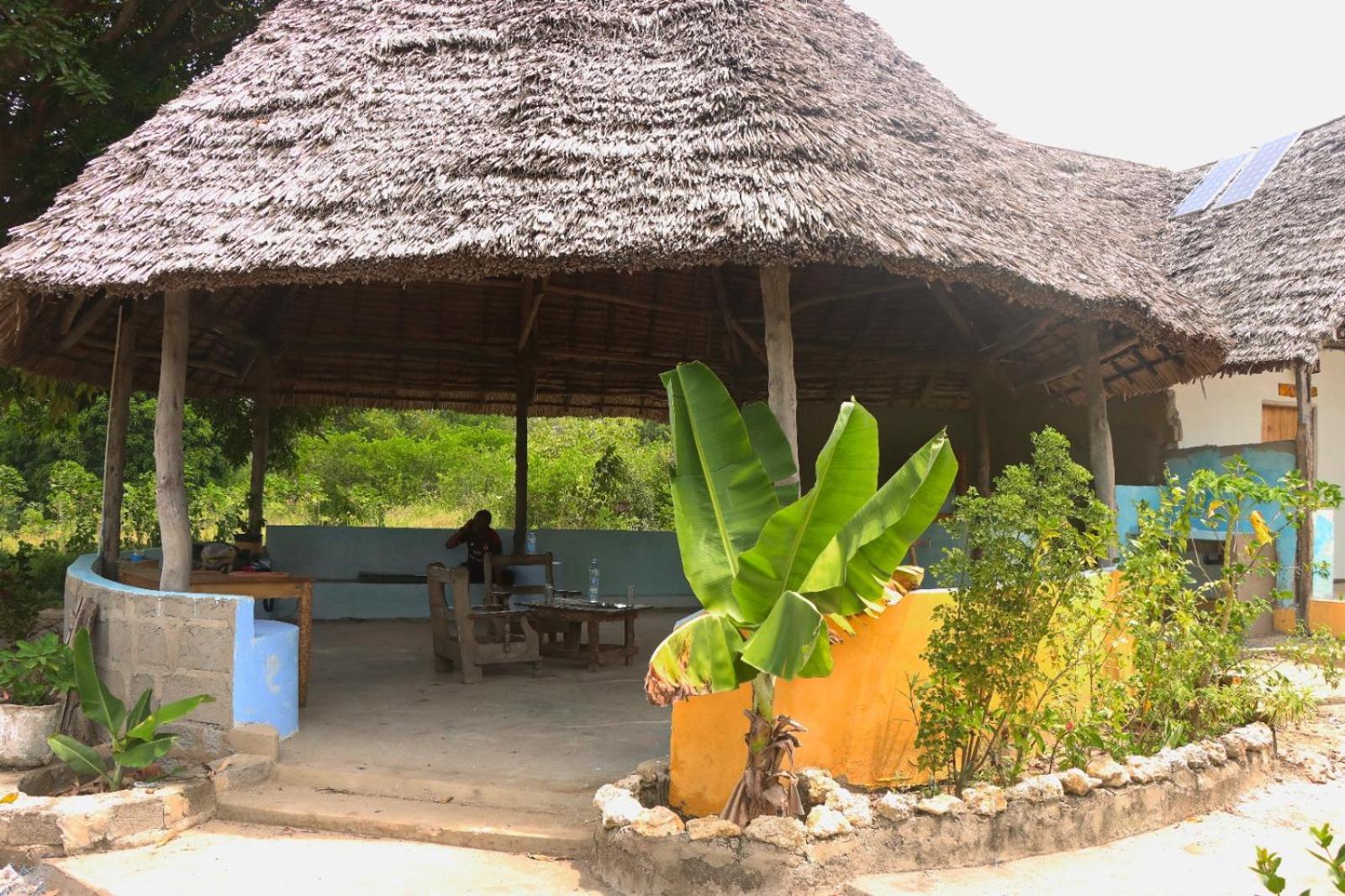 Bed and Breakfast Rasta House Килиндони Экстерьер фото